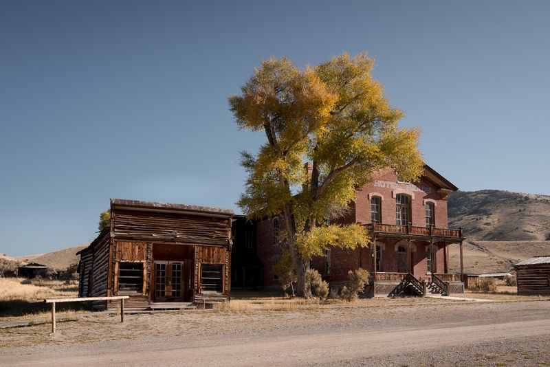 This Crumbling Old Gold Rush Town Still Stands Like A Forgotten Frontier Time Capsule - Decor Hint Lawlessness, Road Agents, And Vigilante Justice