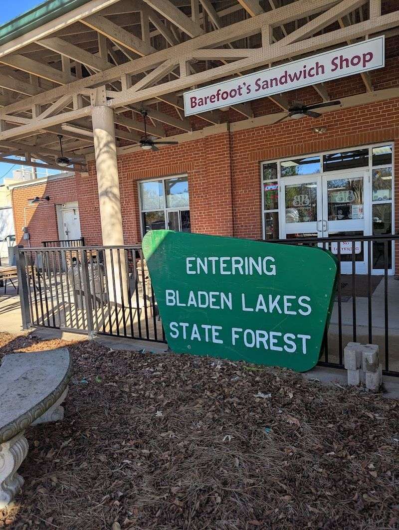 A Welcoming Small-Town Atmosphere