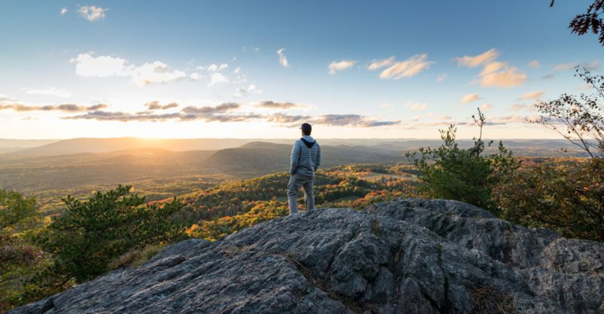 Most People Havent Discovered This Stunning Appalachian Trail View In Connecticut - Decor Hint