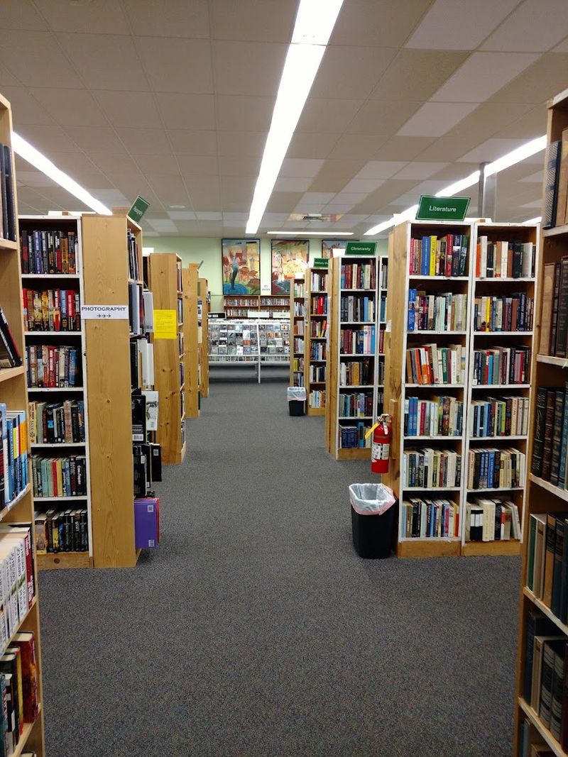 Comics, Graphic Novels, And Collectibles
