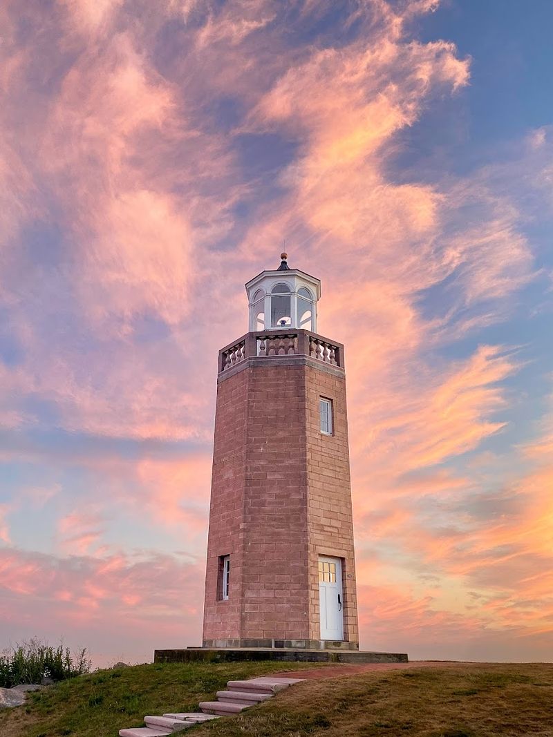 Avery Point Lighthouse, Groton