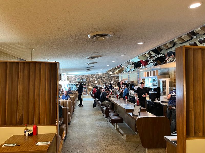 Clark Street Diner