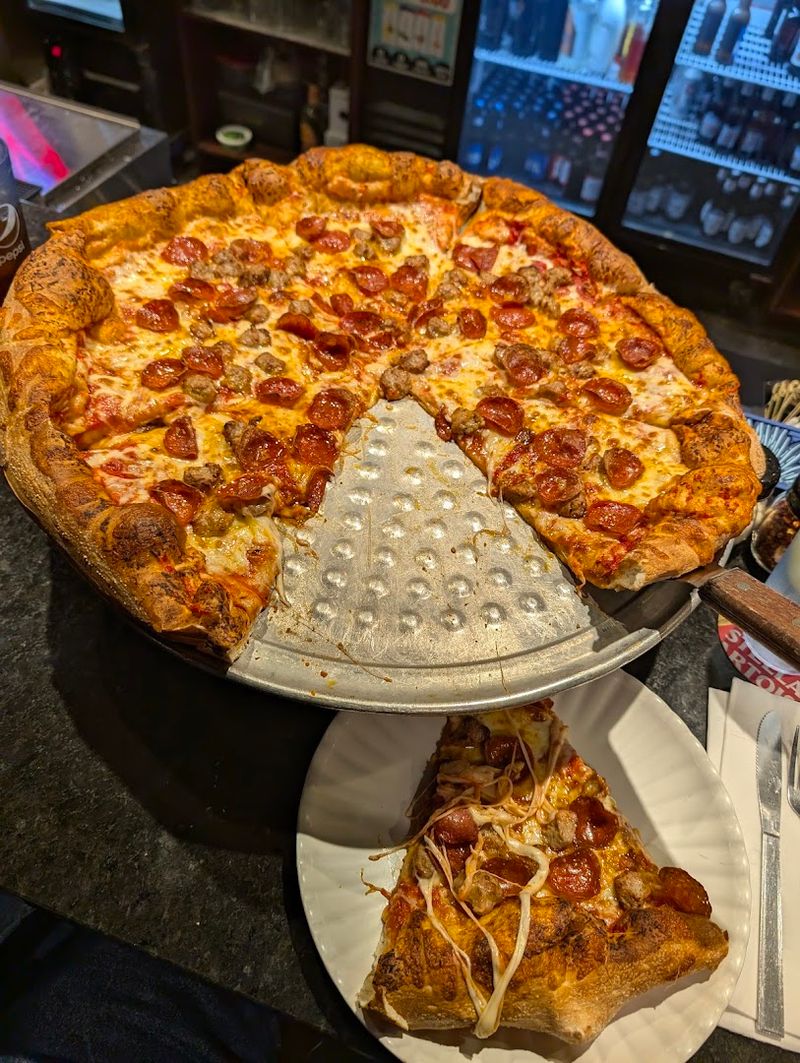 Brozinni Pizzeria At Speedway