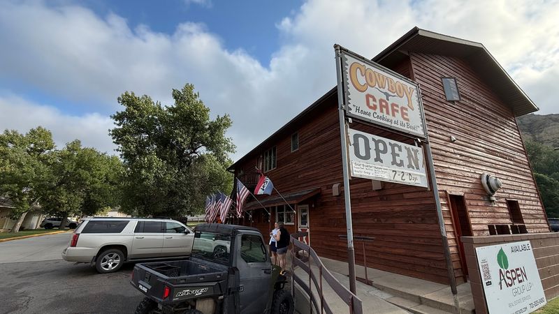 North Dakota Has A Small-Town Cafe Where Every Meal Has Built A Reputation That Stretches Well Beyond The Town Limits - Decor Hint Your Next Must-Stop