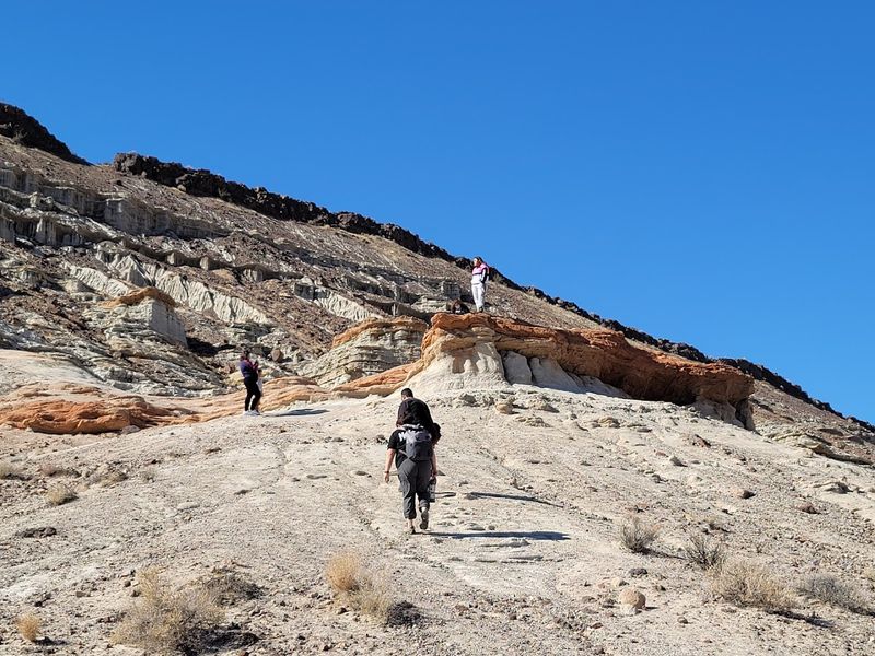 Red Rock Canyon State Park, Hagen Canyon Trail