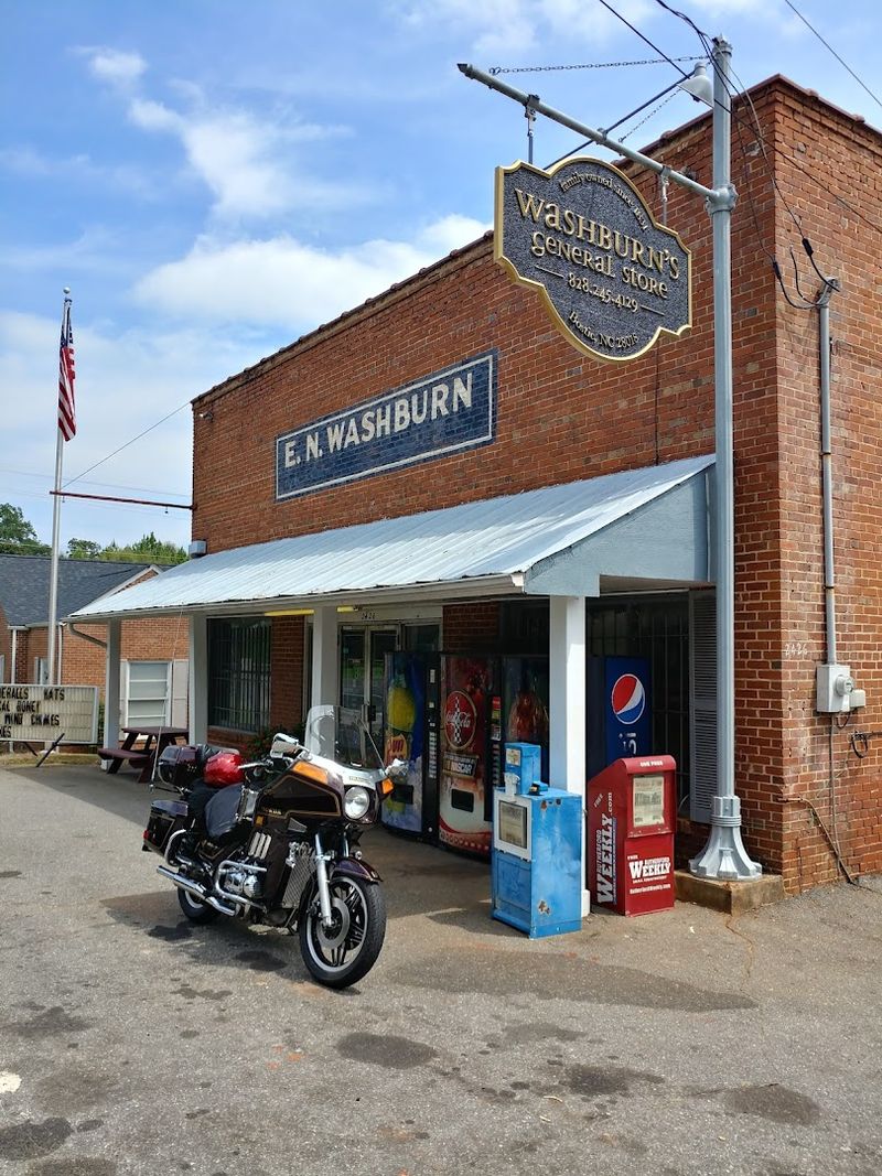 This Old-Fashioned Country Store In North Carolina Feels Like A Step Into The Past - Decor Hint Bostic Sunshine Highway's Historic Country Stop