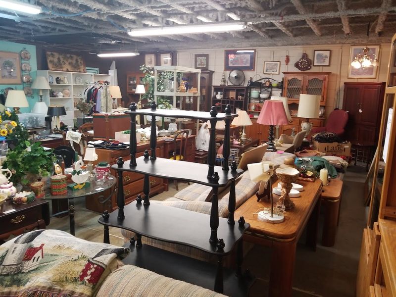 G & M Antiques And Thrift