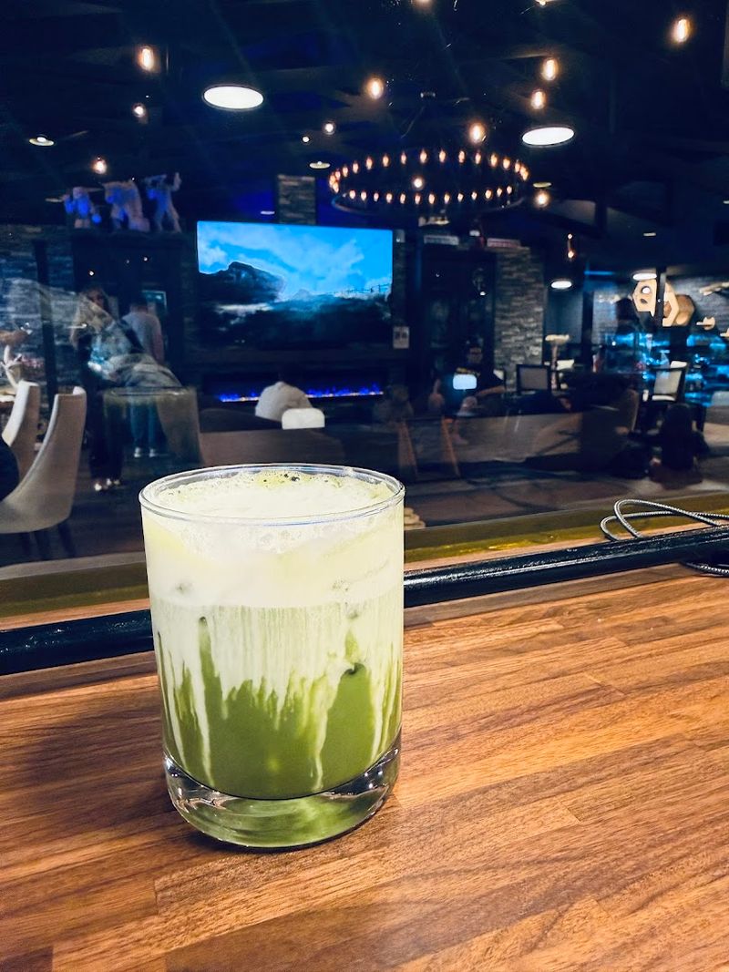 Florida Has A Cat Cafe Filled With Giant Maine Coons And Adoptable Cats That No One Wants To Leave Behind - Decor Hint Great coffee makes the atmosphere even better