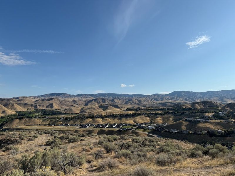 A Short North Boise Hike With Sneaky Views
