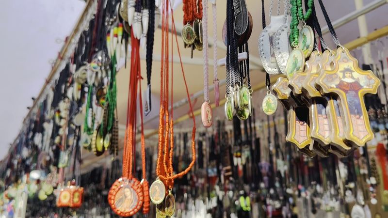 You'll Want To Cancel Your Warehouse Card After Visiting This Massive Swap Meet In California - Decor Hint Tools, Electronics, Clothing, And More Under One Open Sky