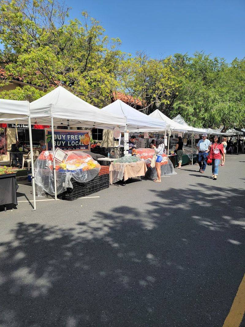 Claremont Farmers & Artisans Market, Claremont