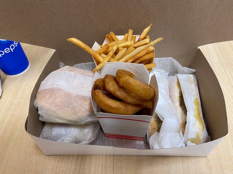 The Legendary Hot Dog Spot In Connecticut Where You Can Still Eat For Under $8 - Decor Hint A Budget-Friendly Bite With Old-School Flavor