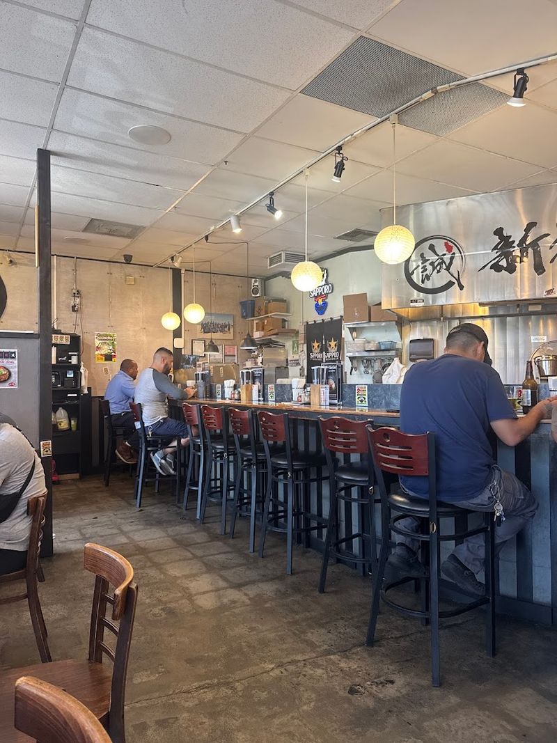 Shin-Sen-Gumi Hakata Ramen