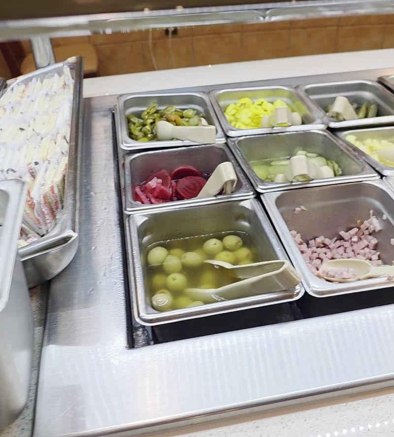 The Salad Bar That Deserves More Credit