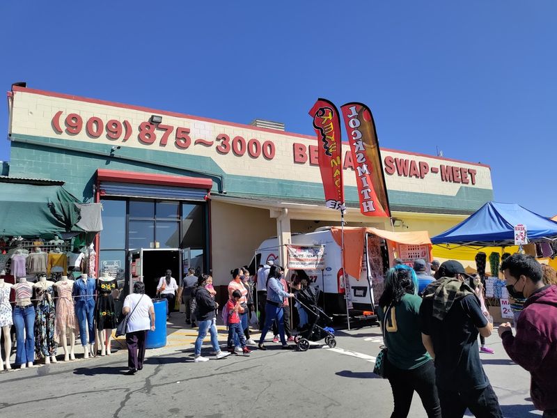 You'll Want To Cancel Your Warehouse Card After Visiting This Massive Swap Meet In California - Decor Hint Admission Prices That Make Big-Box Stores Blush
