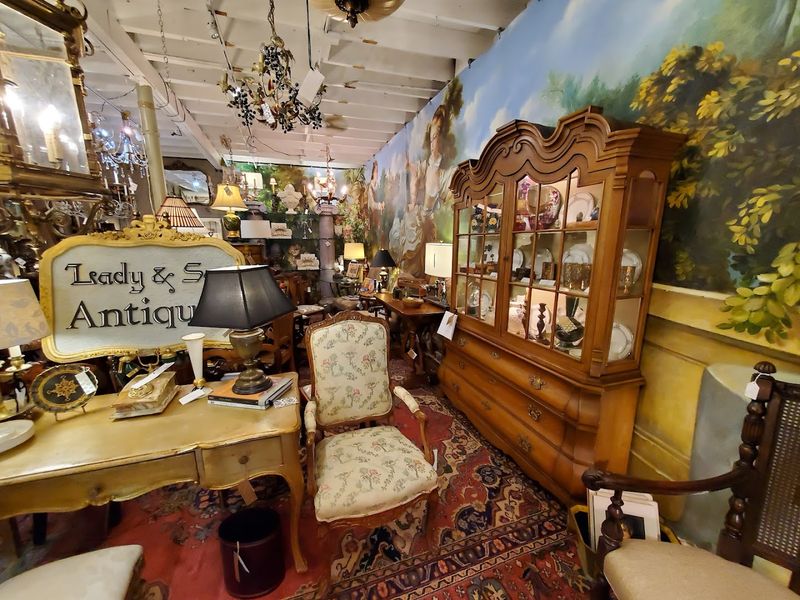 Ingleside Village Antique Center