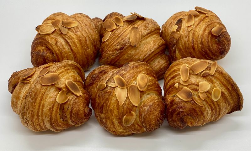 People Cannot Stop Talking About The Croissants At This Wisconsin Bakery - Decor Hint The Croissants That Started All The Buzz