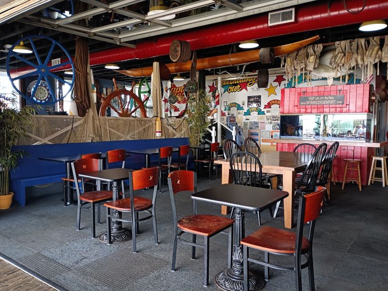 This Connecticut Seaport Is Famous For Lobster Rolls That Taste Like Summer On The Harbor - Decor Hint What To Know Before You Go