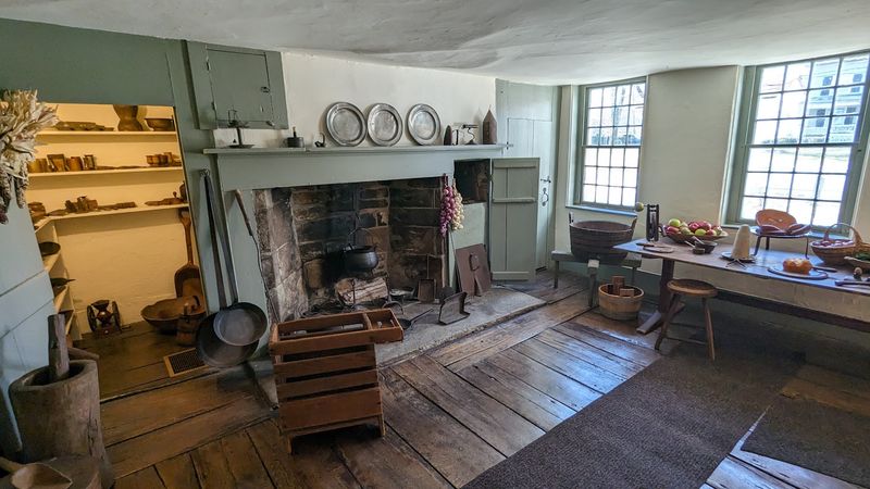 The Little-Known Connecticut Museum With A Beautiful Historic Garden - Decor Hint Ideal Spot For History Buffs And Garden Lovers Alike