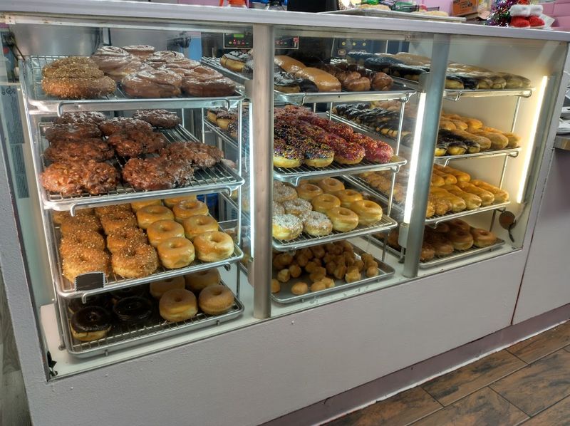 Yum Yum Donuts, Los Angeles