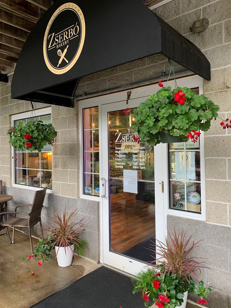 10 Massachusetts Bakeries And Cafés That Make Mornings Feel Perfect - Decor Hint Zserbó Bakery