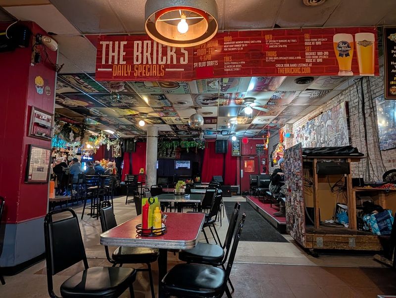 Missouri Is Home To 9 Unusual Restaurants Around And Every Single One Is Worth The Drive - Decor Hint The Brick