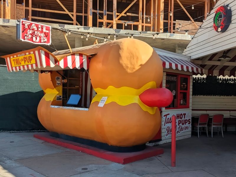 10 Old-School Hot Dog Counters Across California That Never Changed Their Tune - Decor Hint Tail o' the Pup, West Hollywood