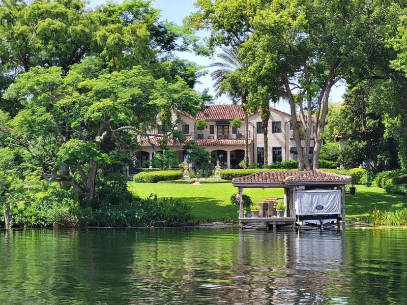Kraft Azalea Garden And Its Peaceful Lakeside Setting