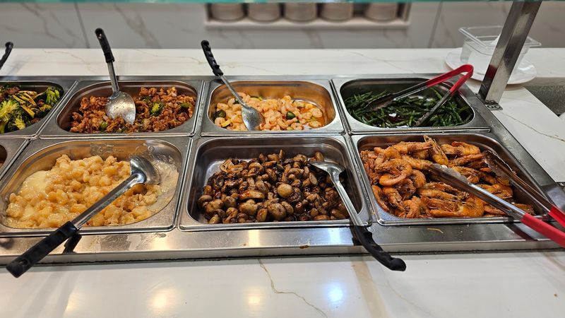 Over 100 Menu Items And The Variety That Keeps People Coming Back