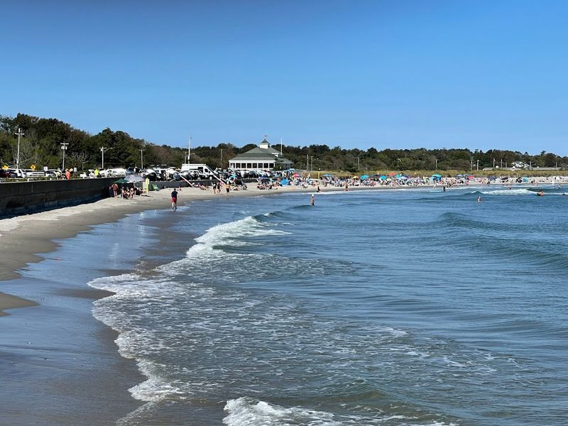 10 Charming Rhode Island Cities Where Summer Feels Absolutely Magical - Decor Hint Narragansett