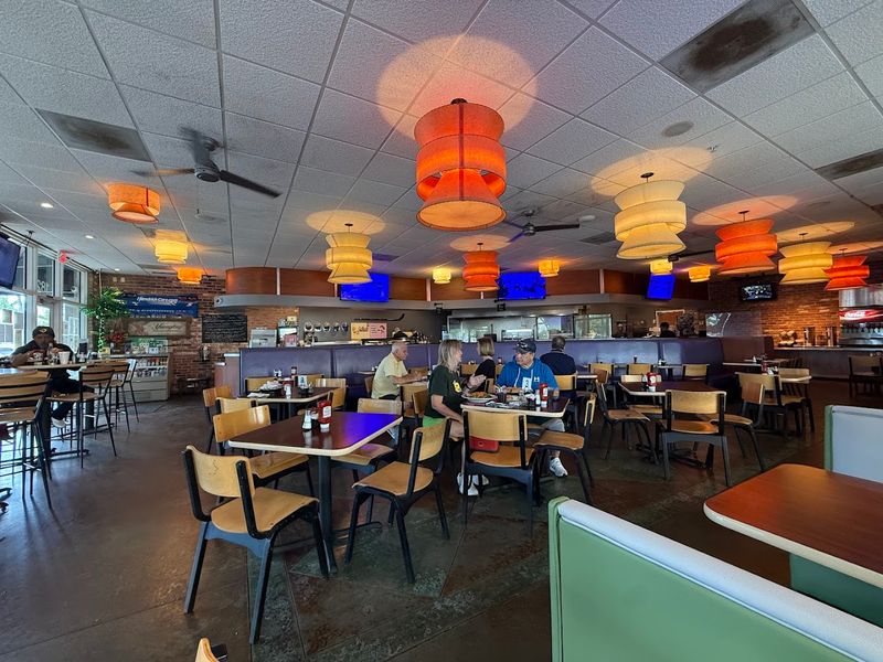 Gilbert's 17th Street Grill