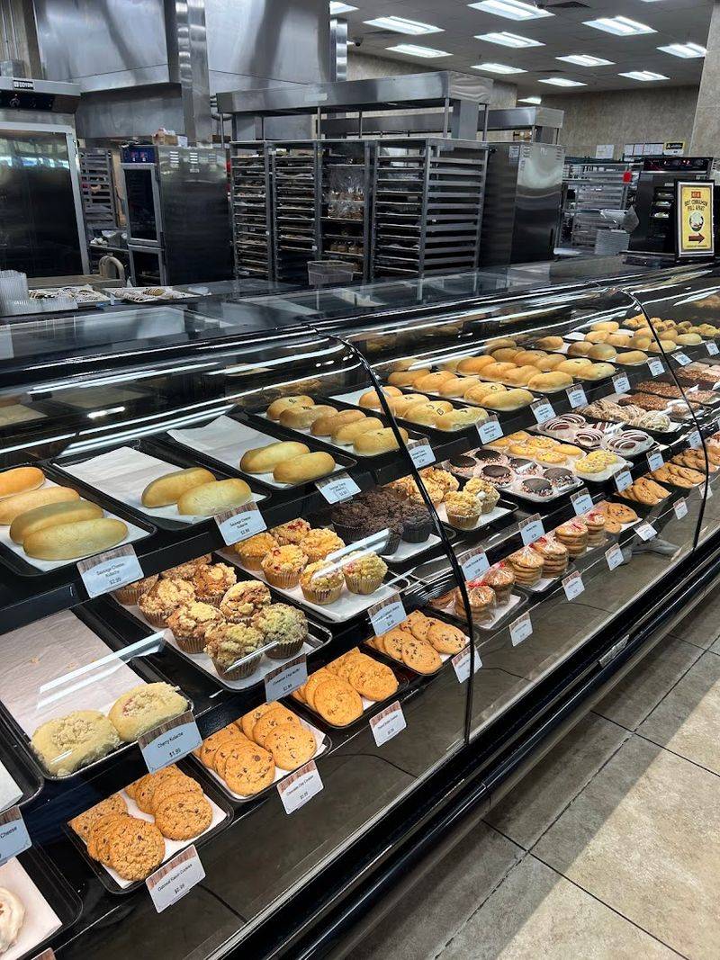 Fresh Bakery And Sweet Treats