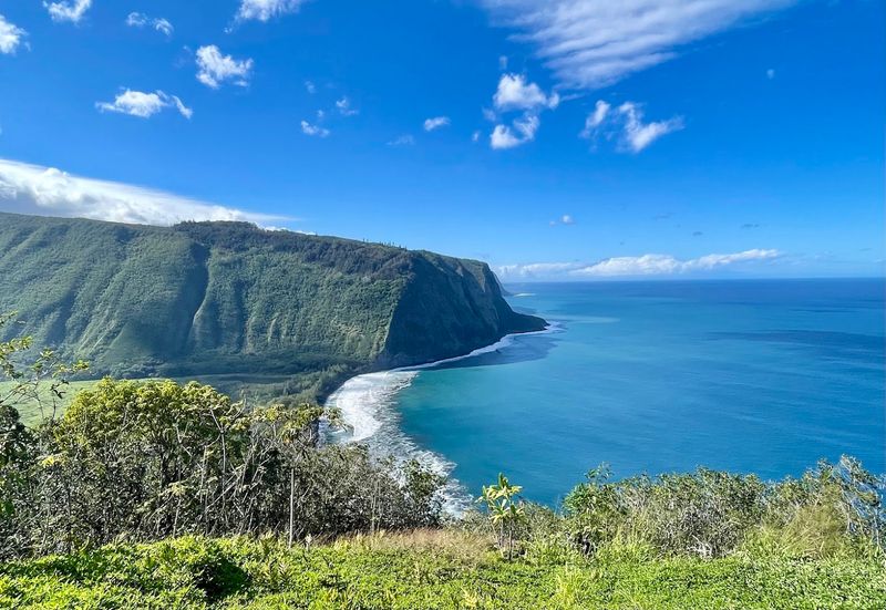 Waipio Valley Lookout