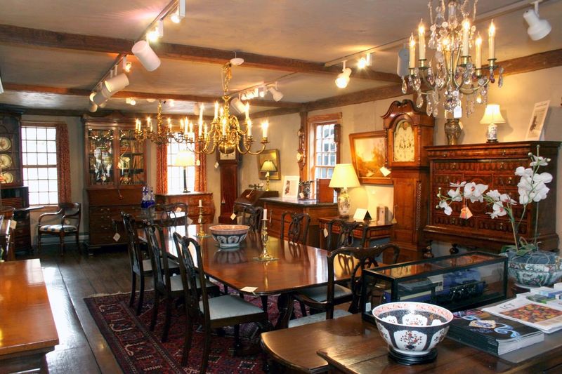 Must-Visit Antique Stores For Collectors