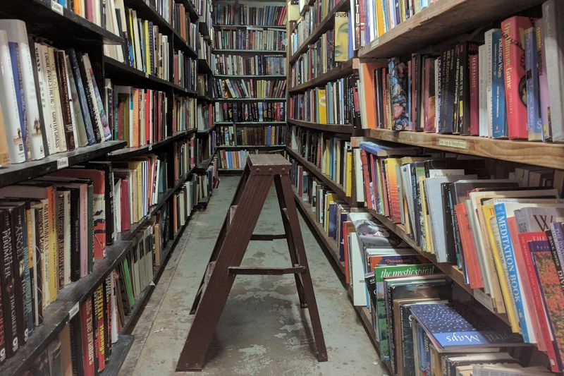 Staff Who Actually Know Their Books