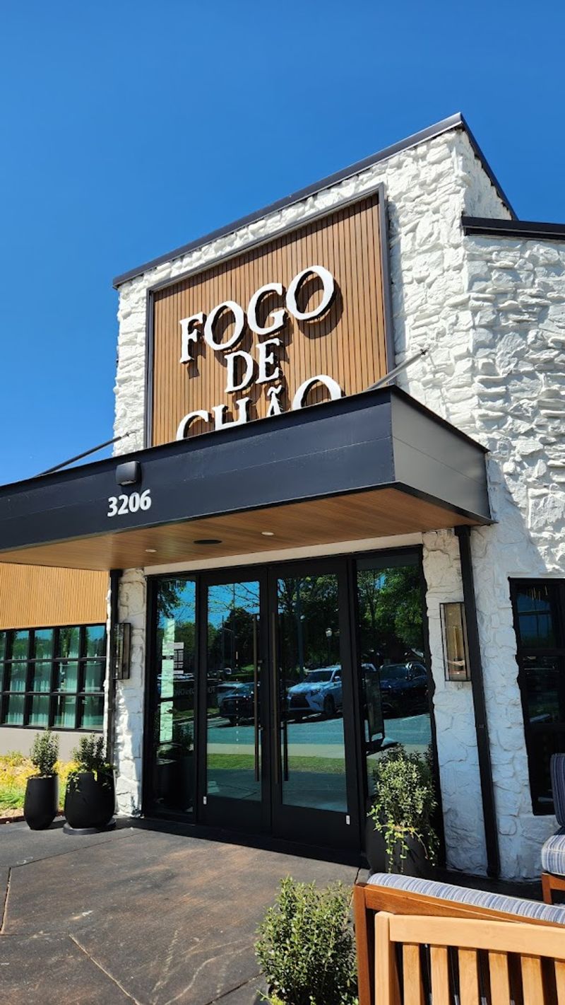 Convenient Location Near the Mall of Georgia
