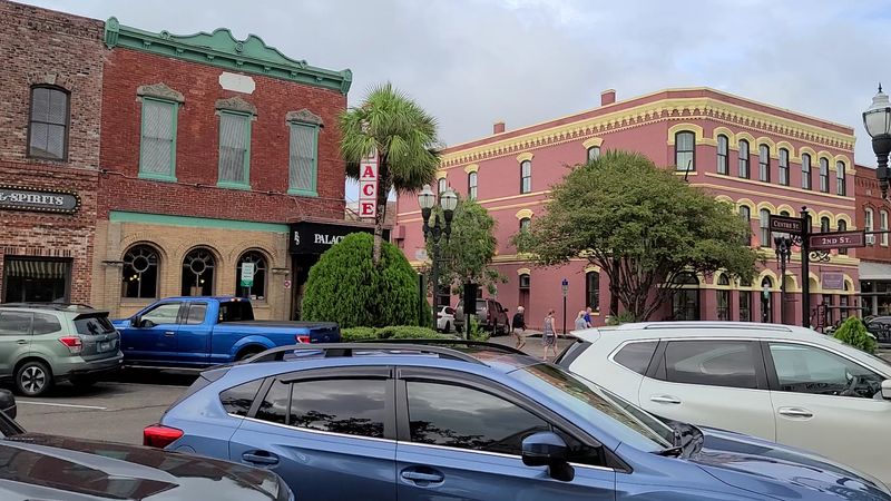 These Florida Beach Towns Feel Like A Coastal Daydream Come To Life - Decor Hint Fernandina Beach