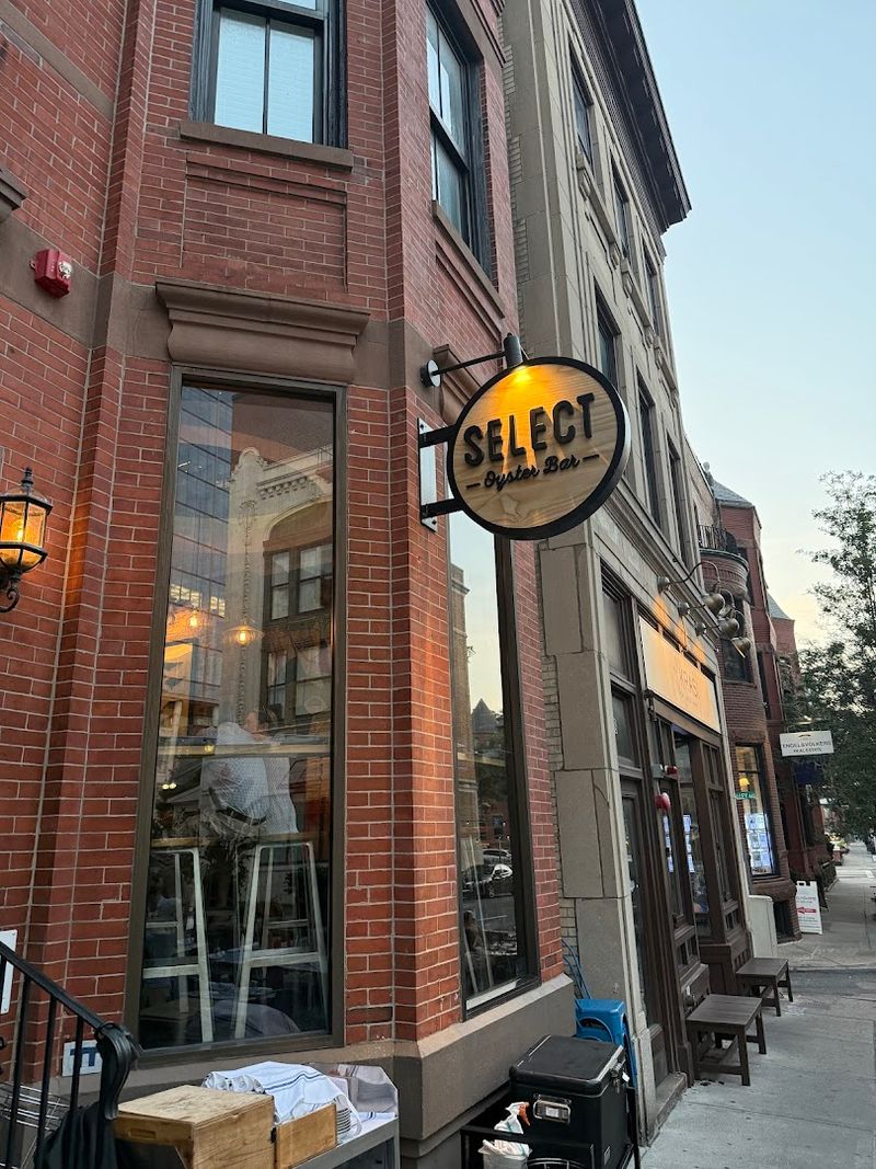 The Best Oyster Bars In Massachusetts For A Seriously Memorable Meal - Decor Hint Select Oyster Bar