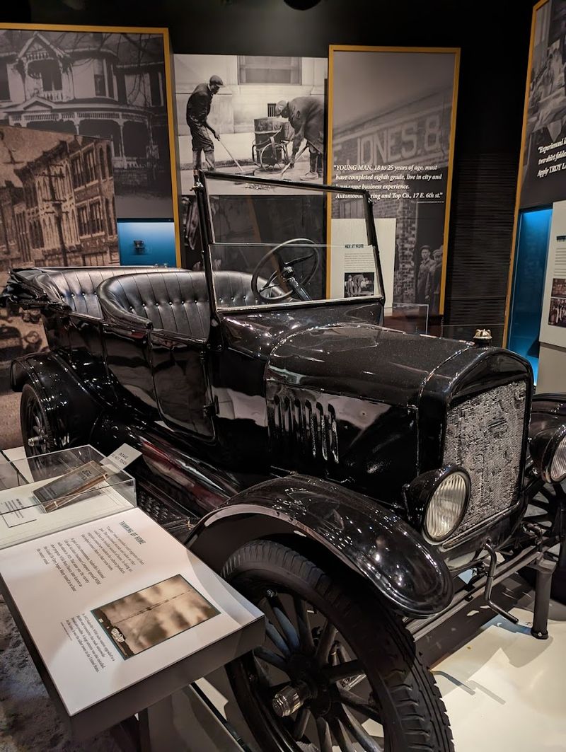 13 Tennessee Destinations Guaranteed To Impress Out-Of-Town Guests - Decor Hint Tennessee State Museum, Nashville