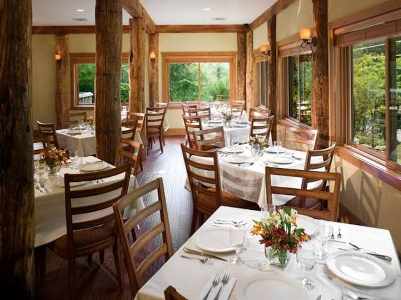 The Esmeralda Inn Restaurant, Chimney Rock
