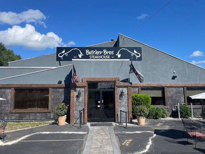 8 Unassuming Steakhouses In Connecticut Locals Don't Want Everyone To Know About - Decor Hint Butcher Bros Steakhouse, Cheshire