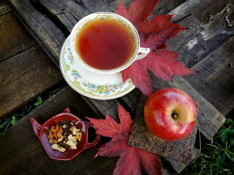 Tea Lovers From Around Kentucky Are Completely Obsessed With This Charming Spot - Decor Hint Ready-To-Drink Teas And Beverages On-Site
