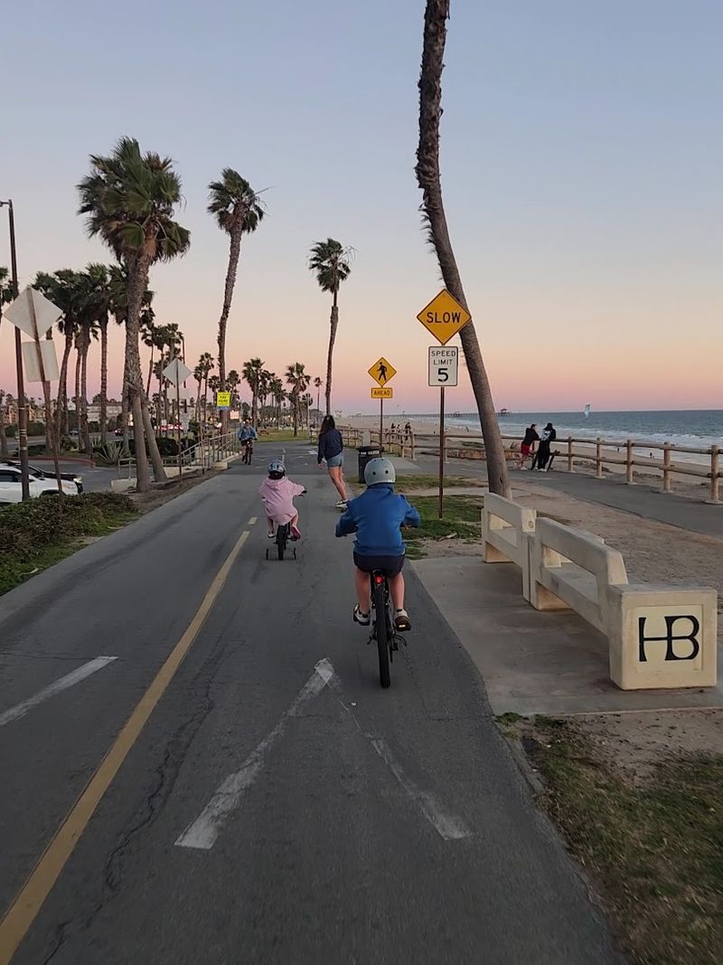 Huntington Beach Bicycle Trail, Huntington Beach