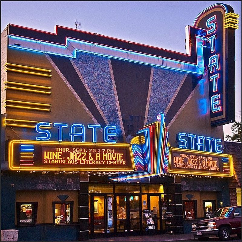 Modesto, State Theatre Marquee