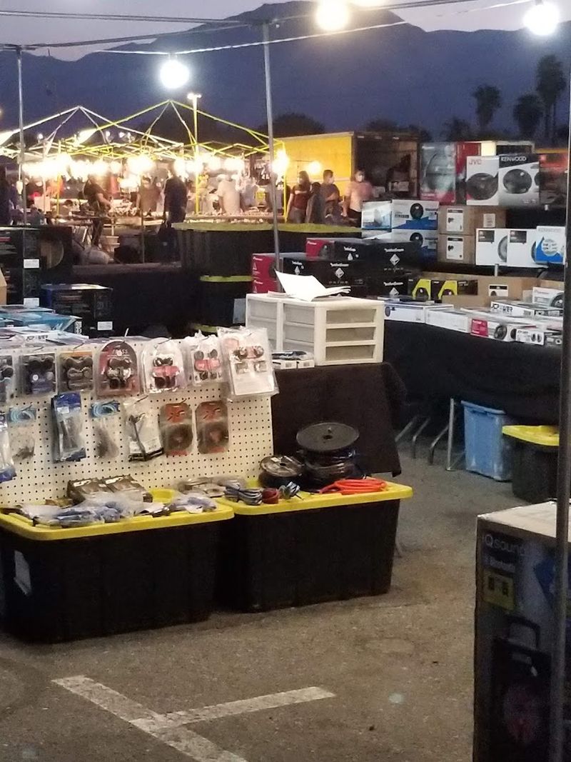 Indio, Maclin's Open Air Market