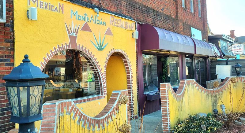 Monte Albán Restaurant, Hartford