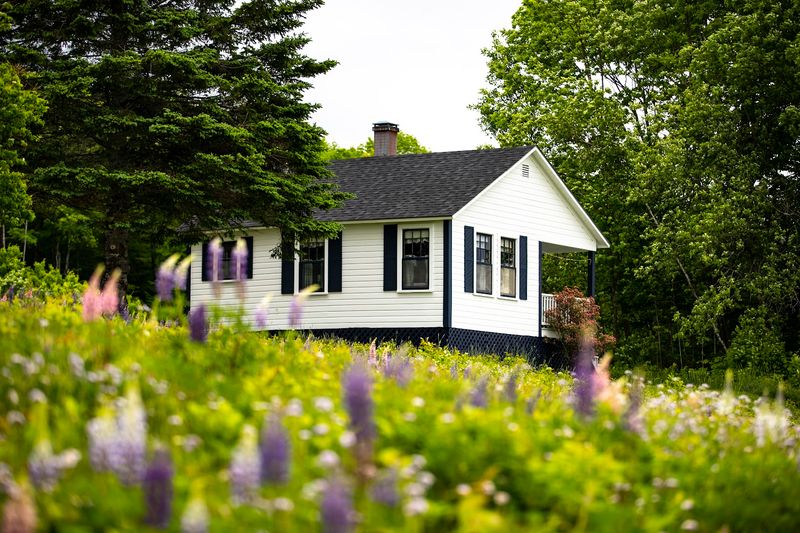 Vermont Patio Spots That Feel Quiet But Serve Incredible Food - Decor Hint Highland Lodge