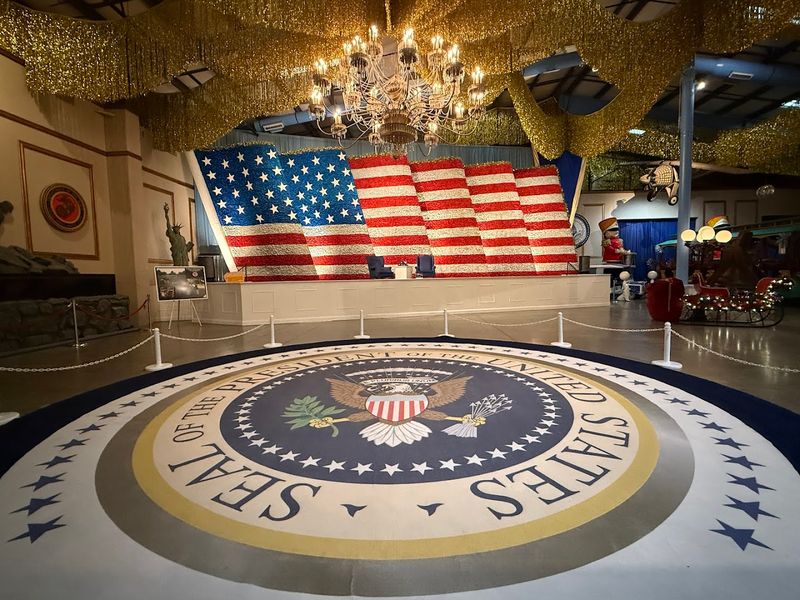Presidential Floats Up Close