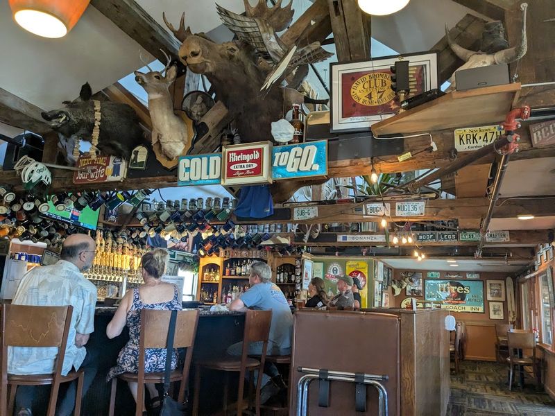 Flying Goose Brew Pub