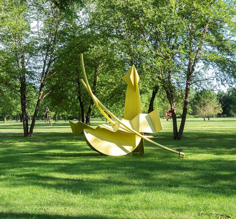 You Never Know What You Will Discover At This Unusual Minnesota Sculpture Park - Decor Hint A Year-Round Destination Worth Every Season